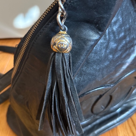 Chanel Vintage Lambskin Leather Bucket Backpack - Picture 8 of 10